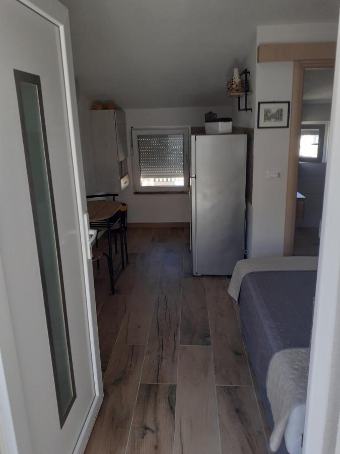 Pavel, Studio Apartman プリヴラカ エクステリア 写真